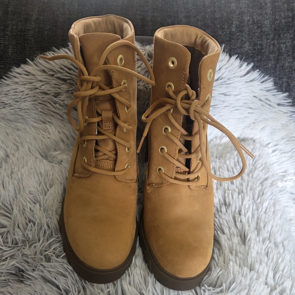 Timberland Women's Tan Heeled Boots - Picture 3 of 9